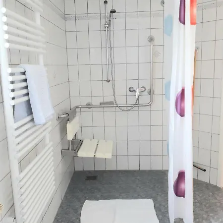 Apartment Lang Naila