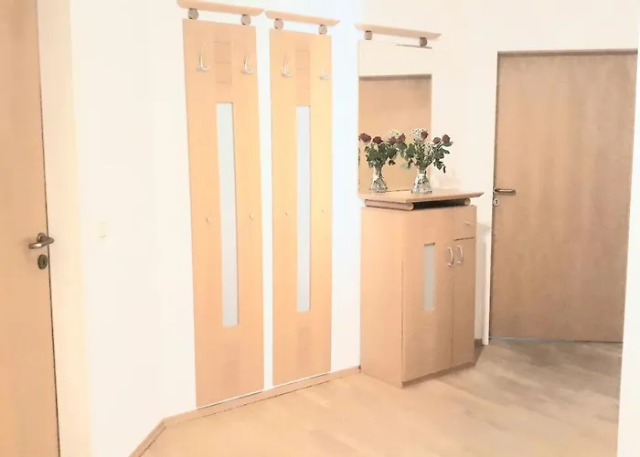 Apartment Lang Naila