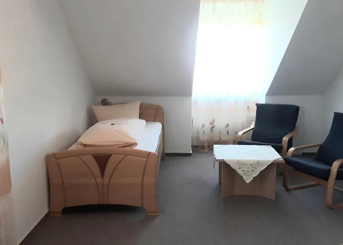 Apartment Lang
